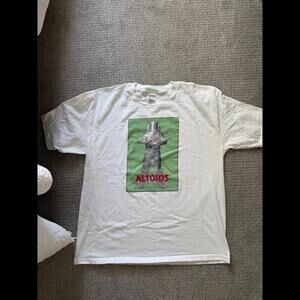 Gildan White Graphic Tee with Green and Red Design